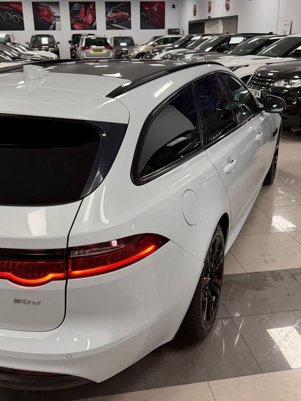 Used Jaguar XF 2020 for sale - 76868145: Photo 9