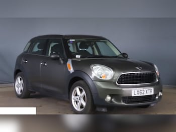 2012 (62) - 1.6 One SUV 5dr Petrol Manual Euro 5 (s/s) (98 ps)