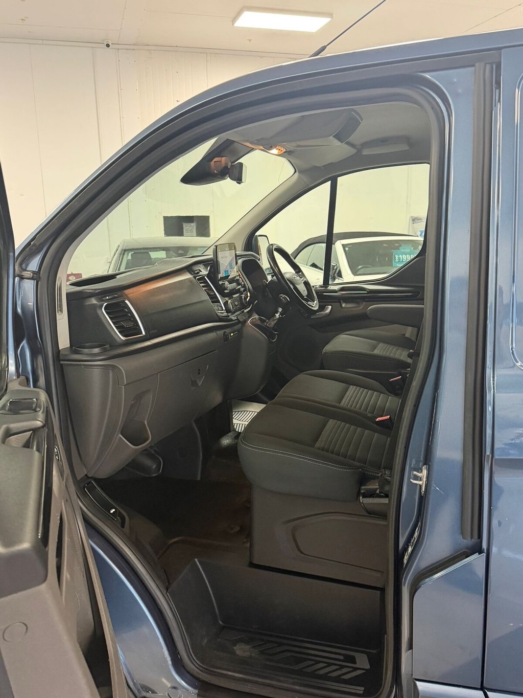 Used Ford Transit Custom 2023 for sale - 77642696: Photo 38