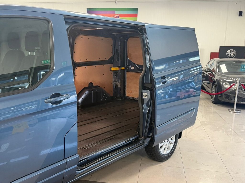 Used Ford Transit Custom 2023 for sale - 77642696: Photo 9