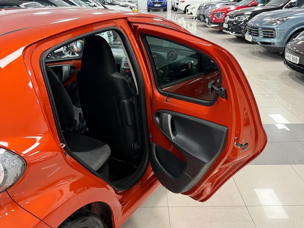 Used Toyota AYGO 2013 for sale - 77594633: Photo 24