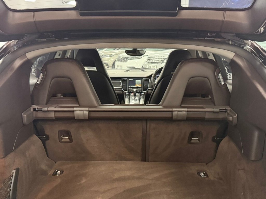 Used Porsche Panamera 2011 for sale - 76751301: Photo 17