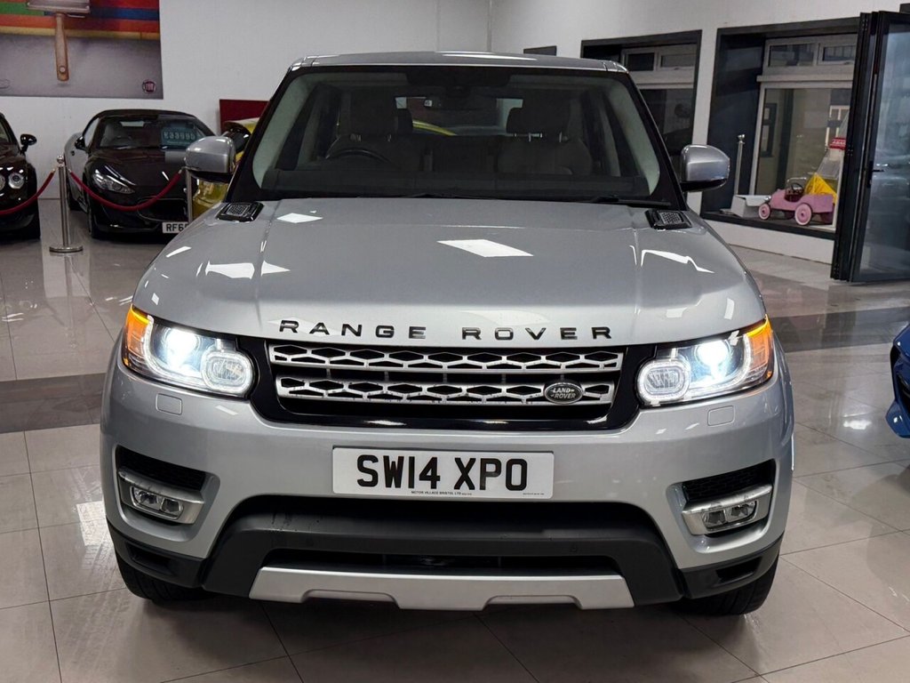 Used Land Rover Range Rover Sport 2014 for sale - 76710847: Photo 11