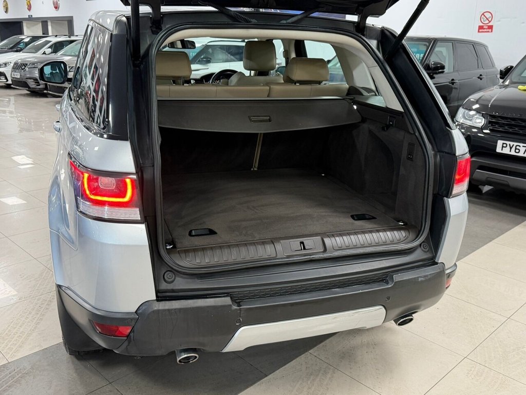 Used Land Rover Range Rover Sport 2014 for sale - 76710847: Photo 15