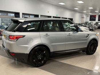 Used Land Rover Range Rover Sport 2014 for sale - 76710847: Photo