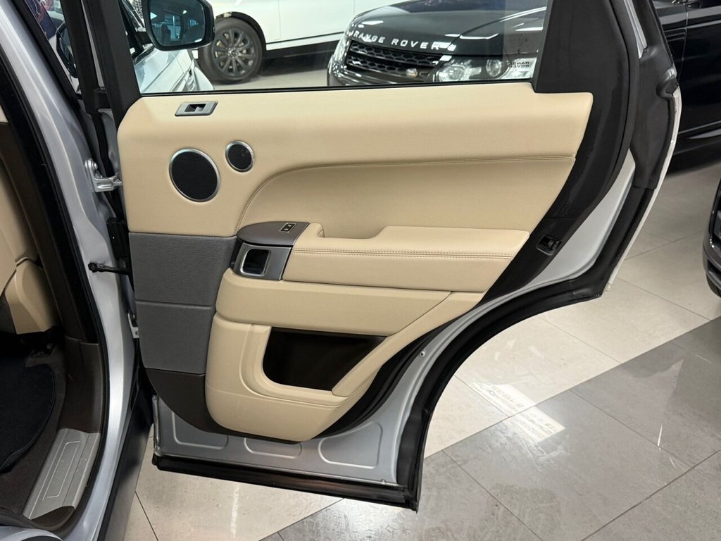 Used Land Rover Range Rover Sport 2014 for sale - 76710847: Photo 40