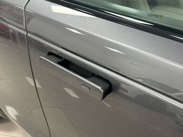 Used Land Rover Range Rover Velar 2018 for sale - 75411257: Photo 18