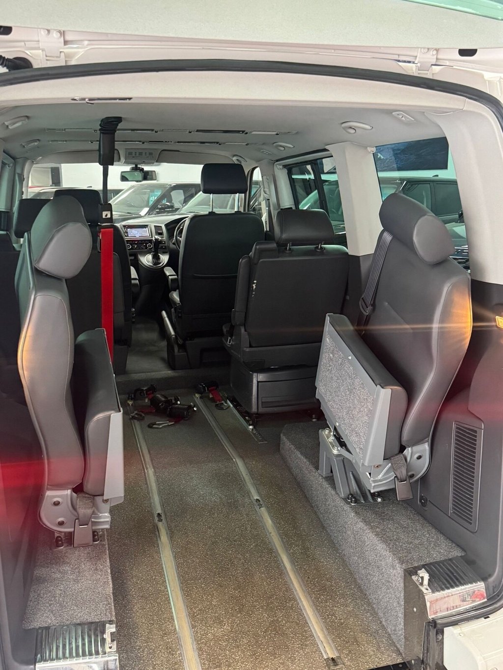 Used Volkswagen Caravelle 2011 for sale - 75896218: Photo 11