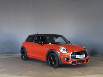 Used MINI Hatch 2019 for sale - 77991344: Photo