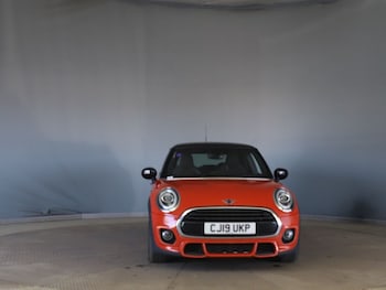 Used MINI Hatch 2019 for sale - 77991344: Photo
