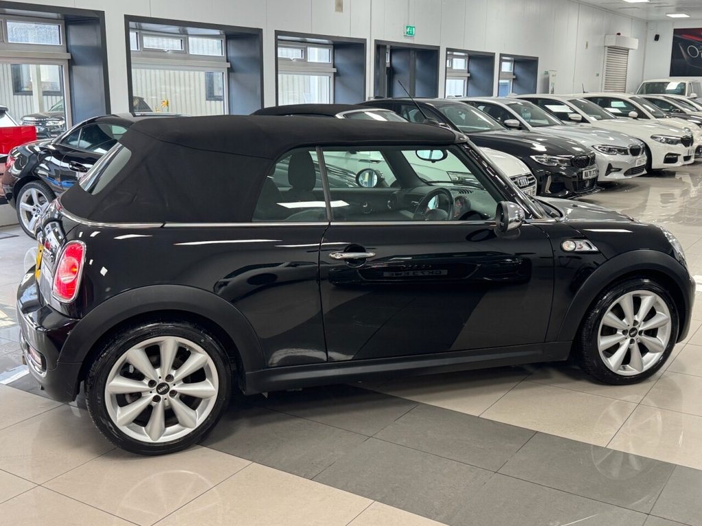 Used MINI Convertible 2015 for sale - 77609160: Photo 3