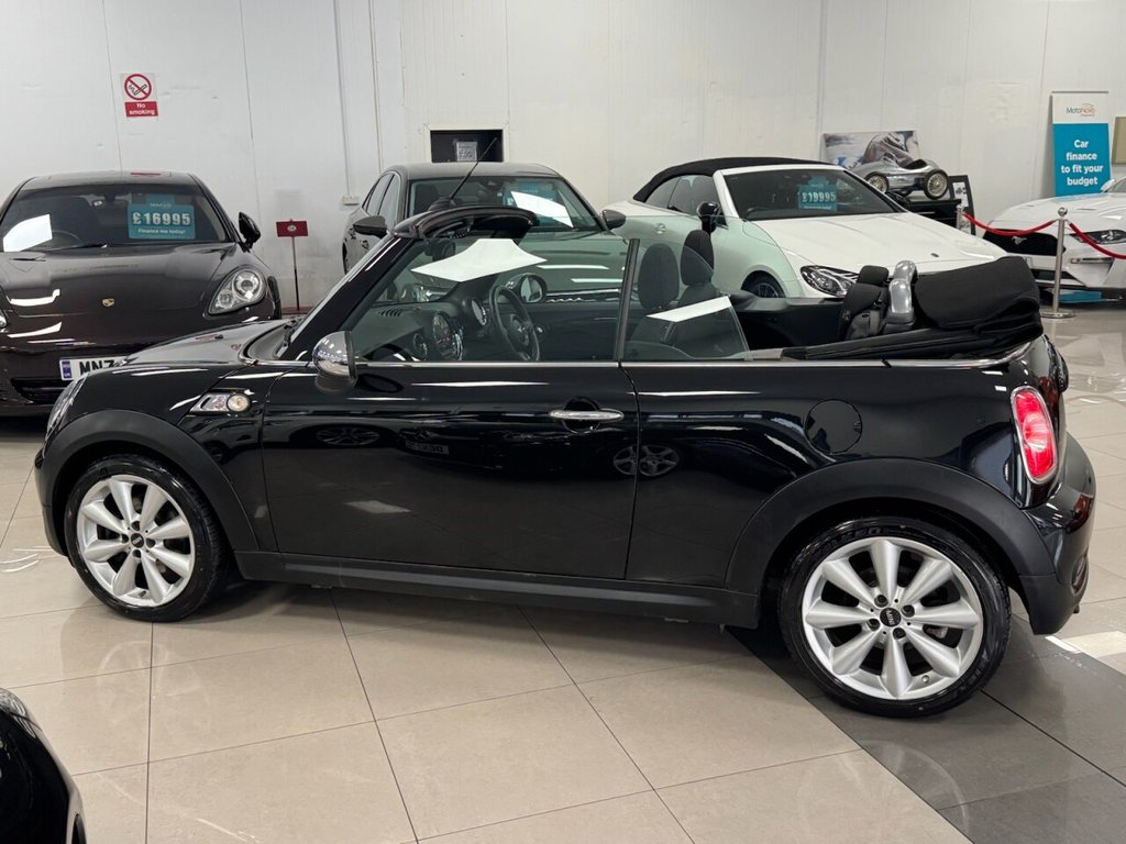 Used MINI Convertible 2015 for sale - 77609160: Photo 31