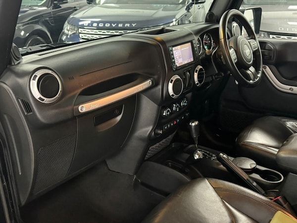 Used Jeep Wrangler 2014 for sale - 74953972: Photo 35