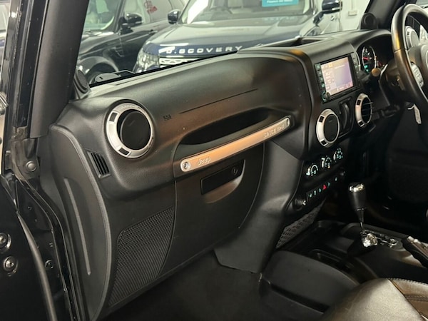 Used Jeep Wrangler 2014 for sale - 74953972: Photo 43