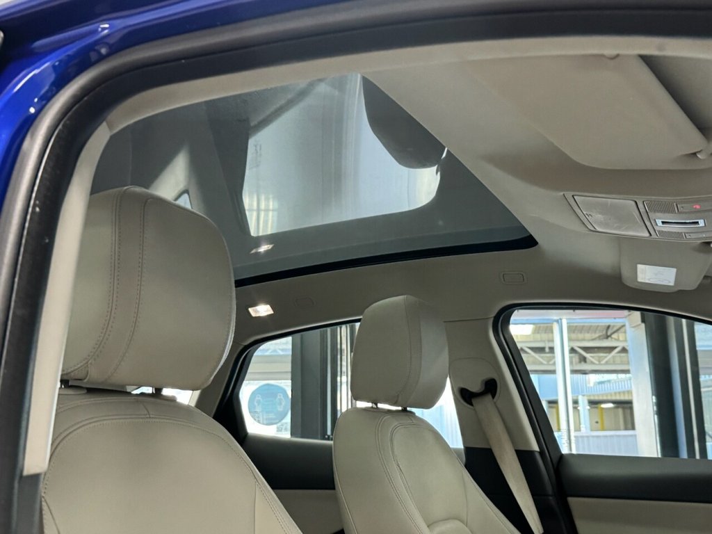 Used Jaguar E-Pace 2020 for sale - 76751437: Photo 32