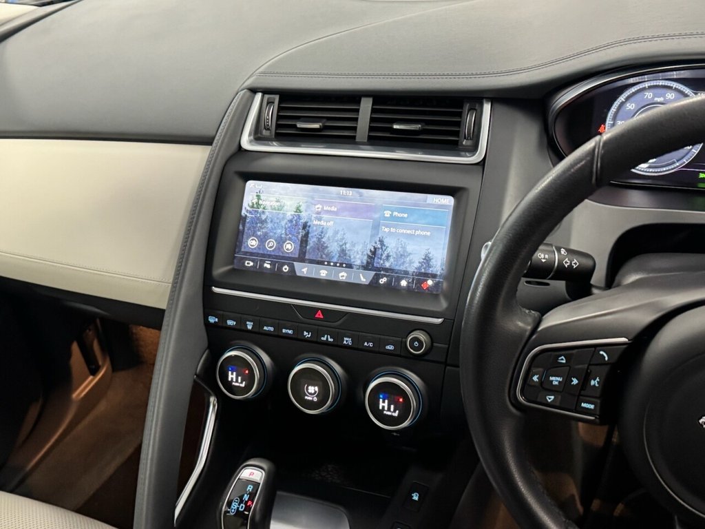 Used Jaguar E-Pace 2020 for sale - 76751437: Photo 40
