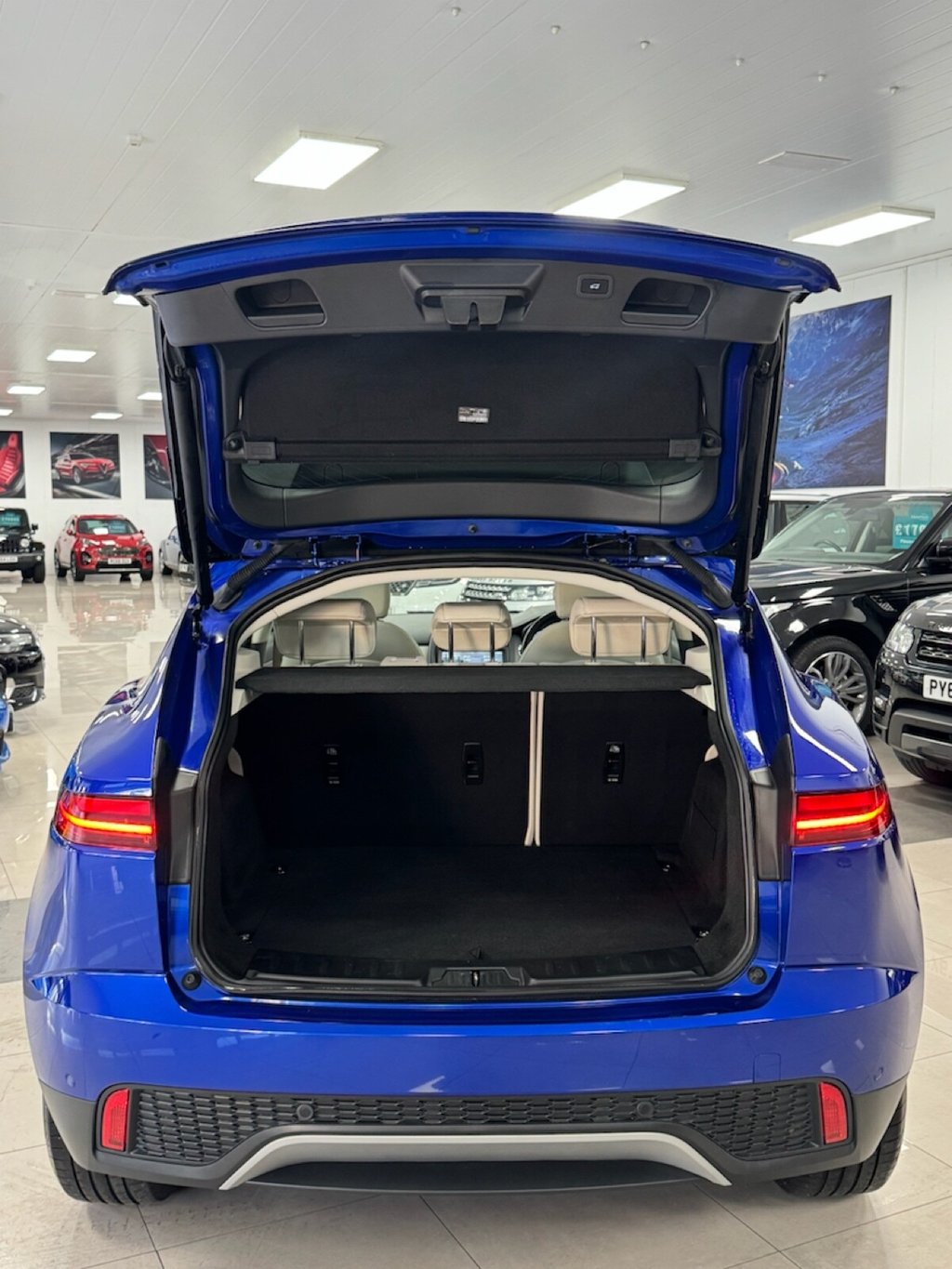 Used Jaguar E-Pace 2020 for sale - 76751437: Photo 7