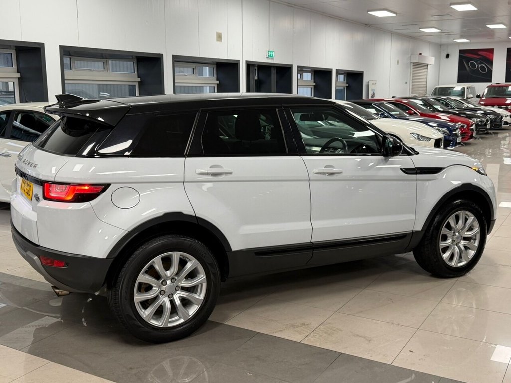 Used Land Rover Range Rover Evoque 2016 for sale - 76266902: Photo 5