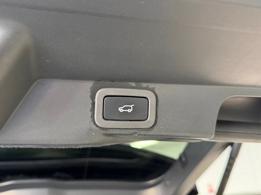 Used Land Rover Range Rover Sport 2017 for sale - 77798211: Photo 8