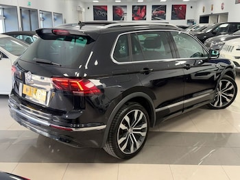 Used Volkswagen Tiguan 2019 for sale - 78619197: Photo