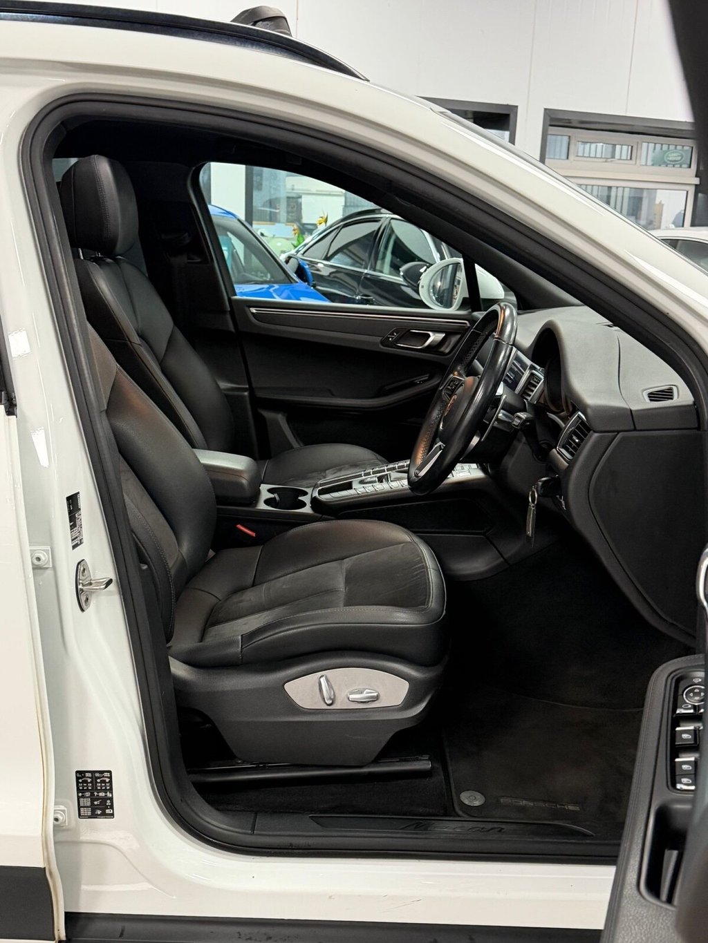 Used Porsche Macan 2018 for sale - 76570474: Photo 21