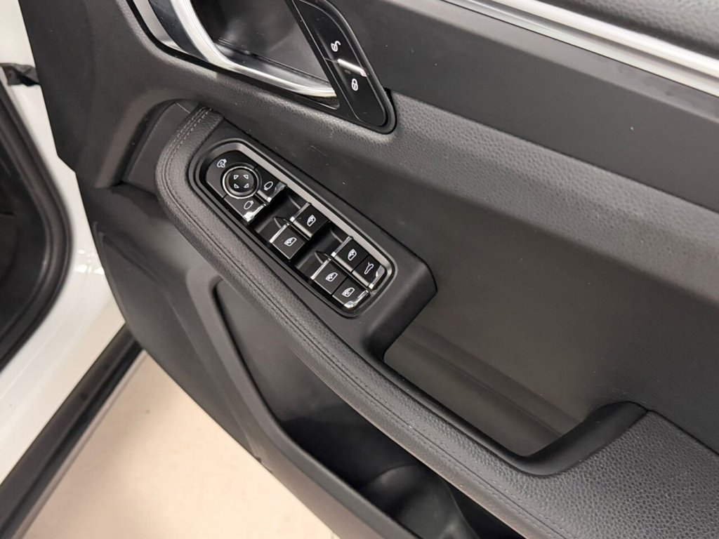 Used Porsche Macan 2018 for sale - 76570474: Photo 24