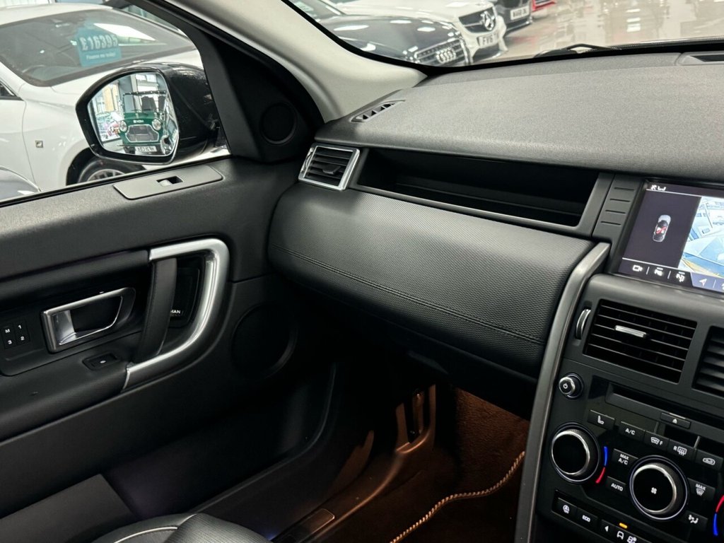 Used Land Rover Discovery Sport 2017 for sale - 77820833: Photo 38
