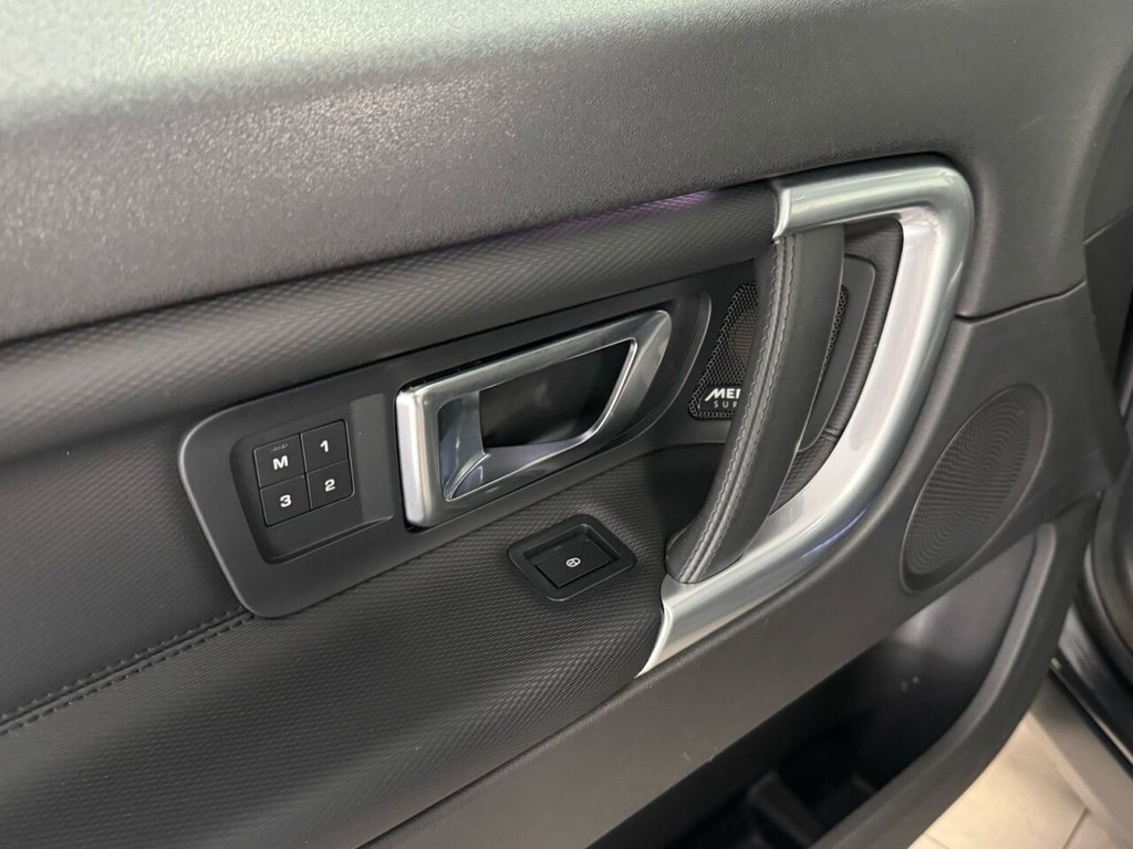 Used Land Rover Discovery Sport 2017 for sale - 77820833: Photo 48