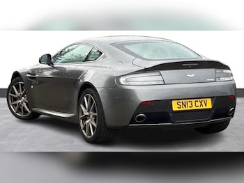 Used Aston Martin Vantage 2013 for sale - 75952853: Photo