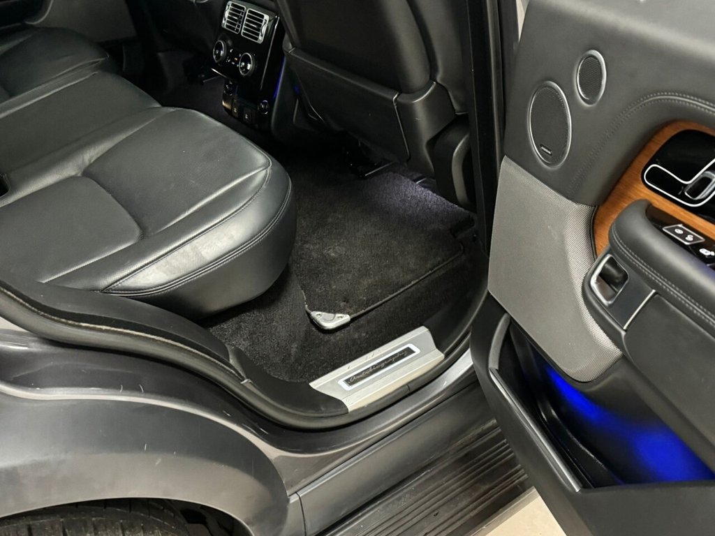 Used Land Rover Range Rover 2018 for sale - 76973292: Photo 43