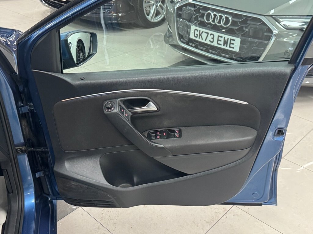 Used Volkswagen Polo 2015 for sale - 77680983: Photo 17