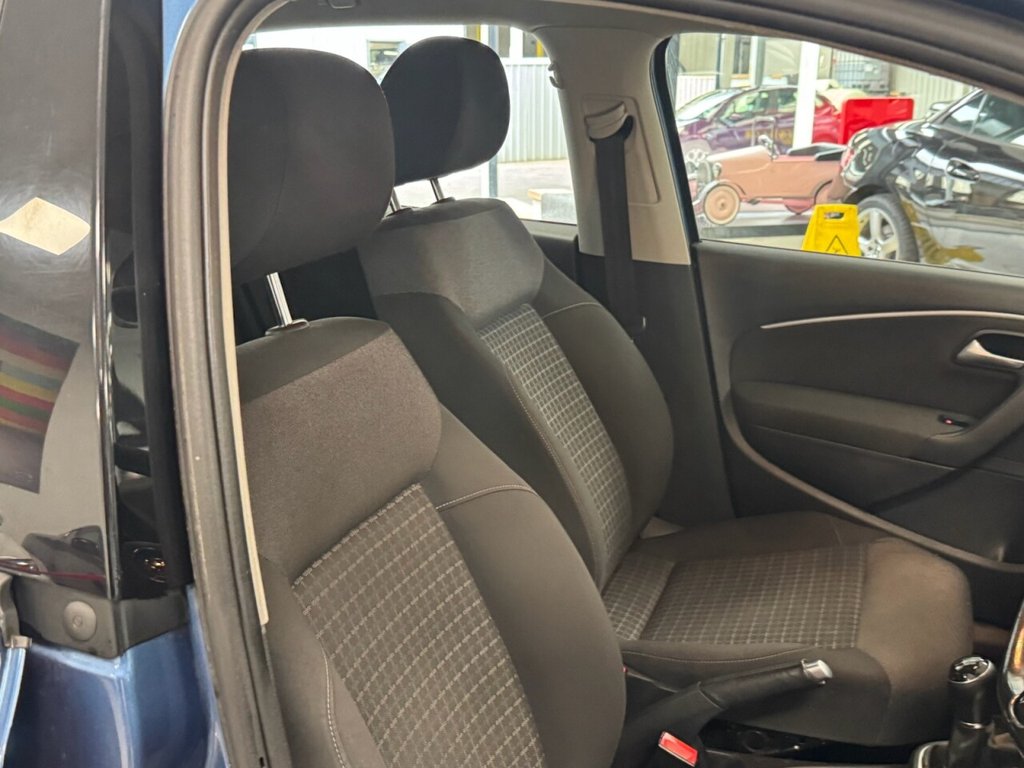 Used Volkswagen Polo 2015 for sale - 77680983: Photo 22