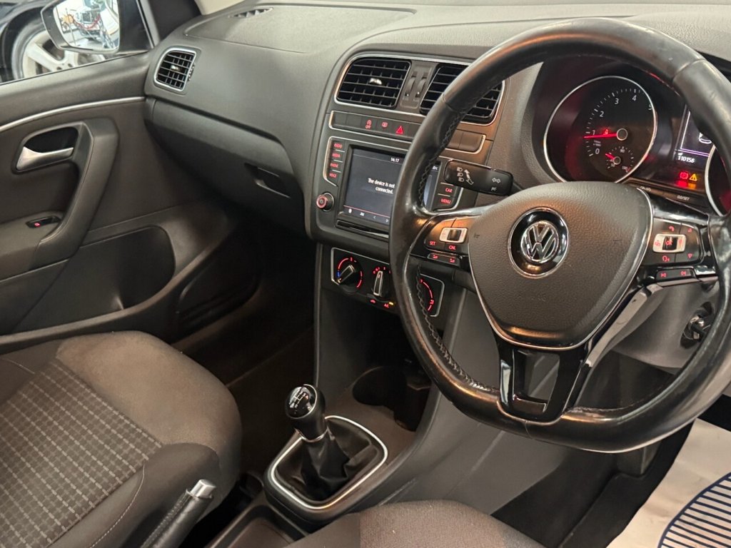 Used Volkswagen Polo 2015 for sale - 77680983: Photo 24