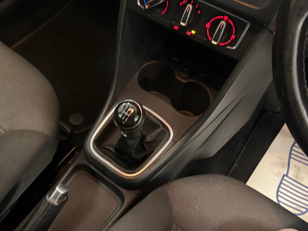 Used Volkswagen Polo 2015 for sale - 77680983: Photo 29