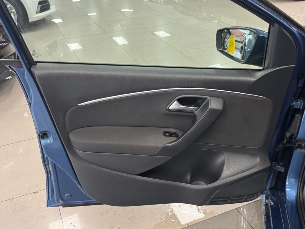 Used Volkswagen Polo 2015 for sale - 77680983: Photo 34