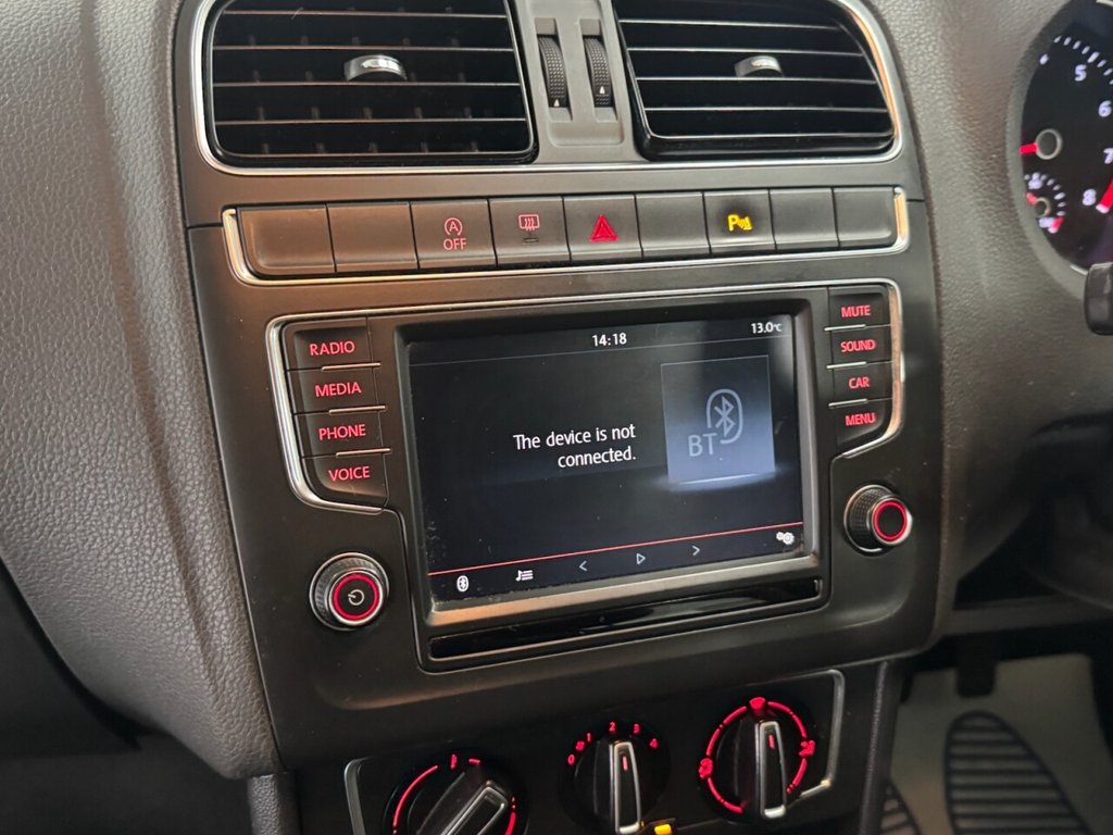 Used Volkswagen Polo 2015 for sale - 77680983: Photo 42