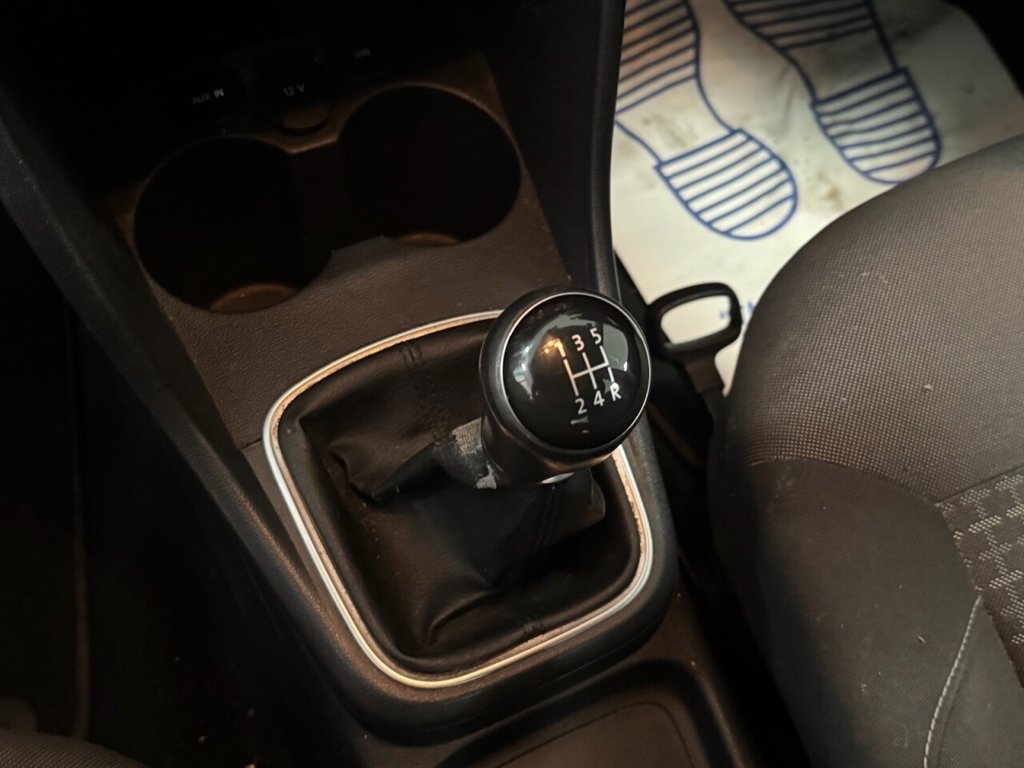 Used Volkswagen Polo 2015 for sale - 77680983: Photo 48