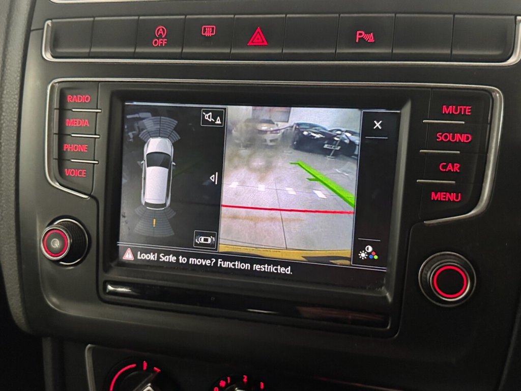 Used Volkswagen Polo 2015 for sale - 77680983: Photo 50