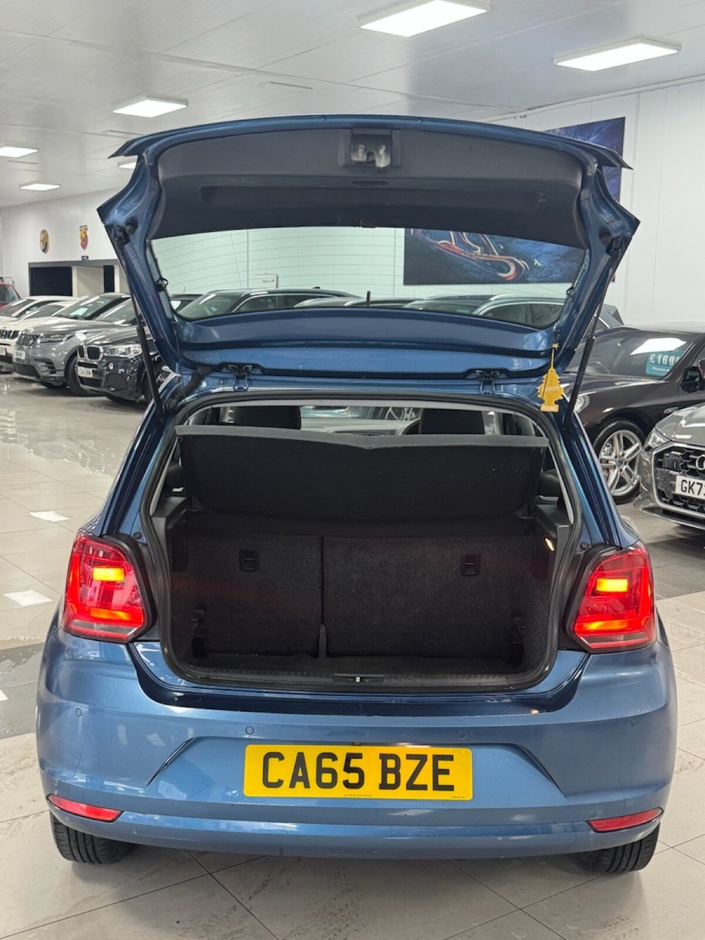 Used Volkswagen Polo 2015 for sale - 77680983: Photo 7