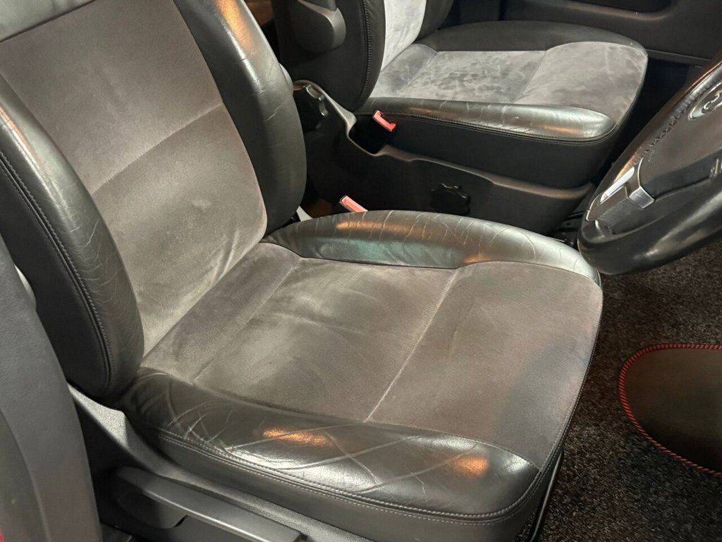 Used Volkswagen Caravelle 2010 for sale - 77608654: Photo 29