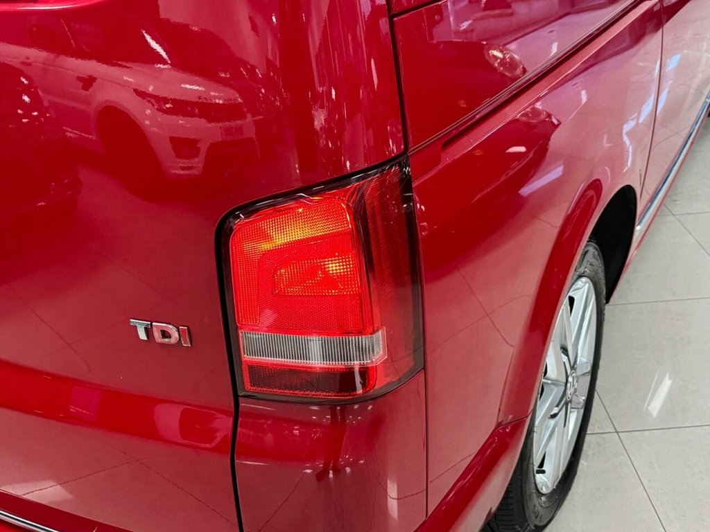 Used Volkswagen Caravelle 2010 for sale - 77608654: Photo 4