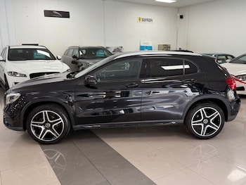 Used Mercedes-Benz GLA 2020 for sale - 78468610: Photo