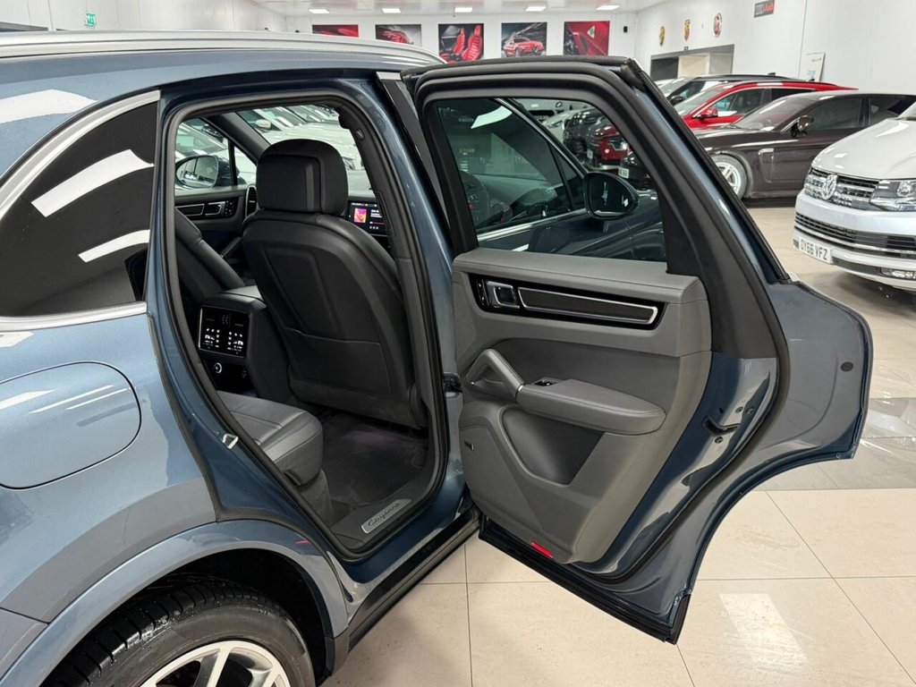 Used Porsche Cayenne 2018 for sale - 77463413: Photo 50