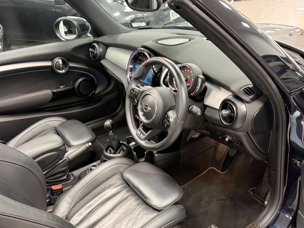 Used MINI Convertible 2021 for sale - 76570471: Photo 25