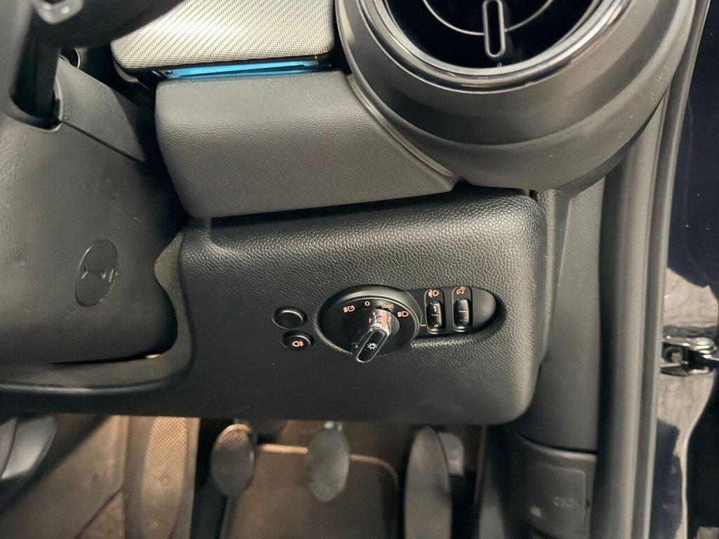 Used MINI Convertible 2021 for sale - 76570471: Photo 28