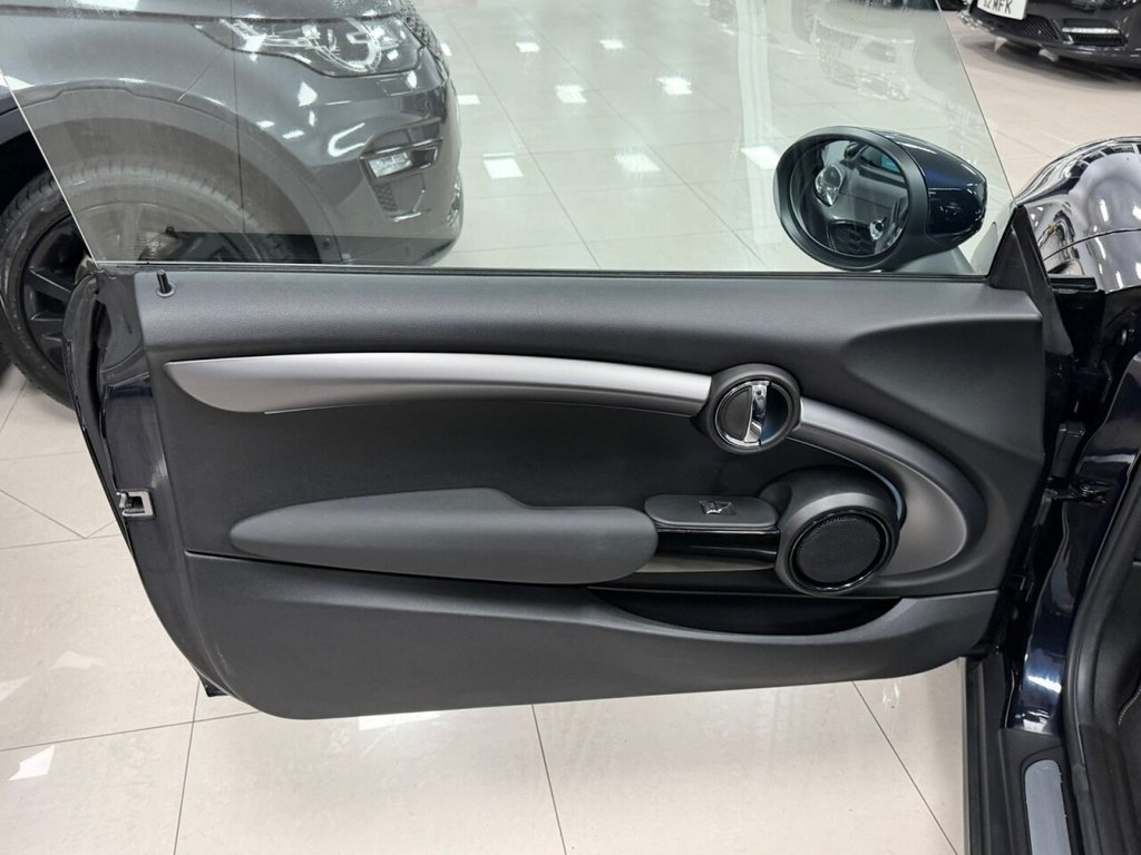 Used MINI Convertible 2021 for sale - 76570471: Photo 41