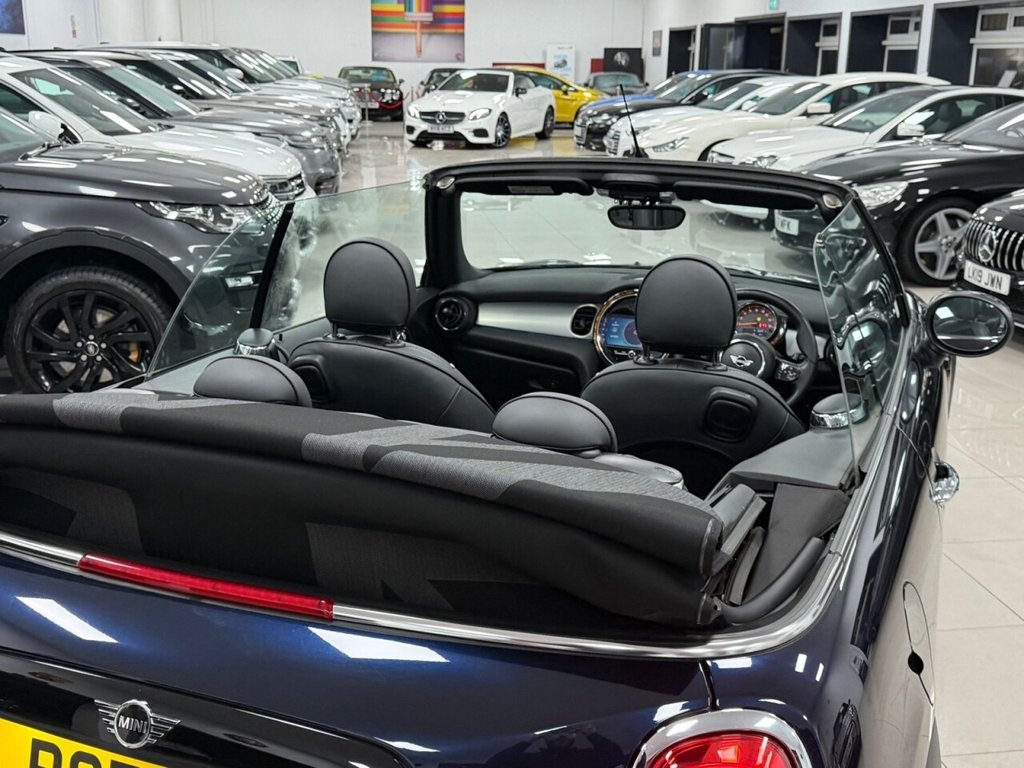 Used MINI Convertible 2021 for sale - 76570471: Photo 7