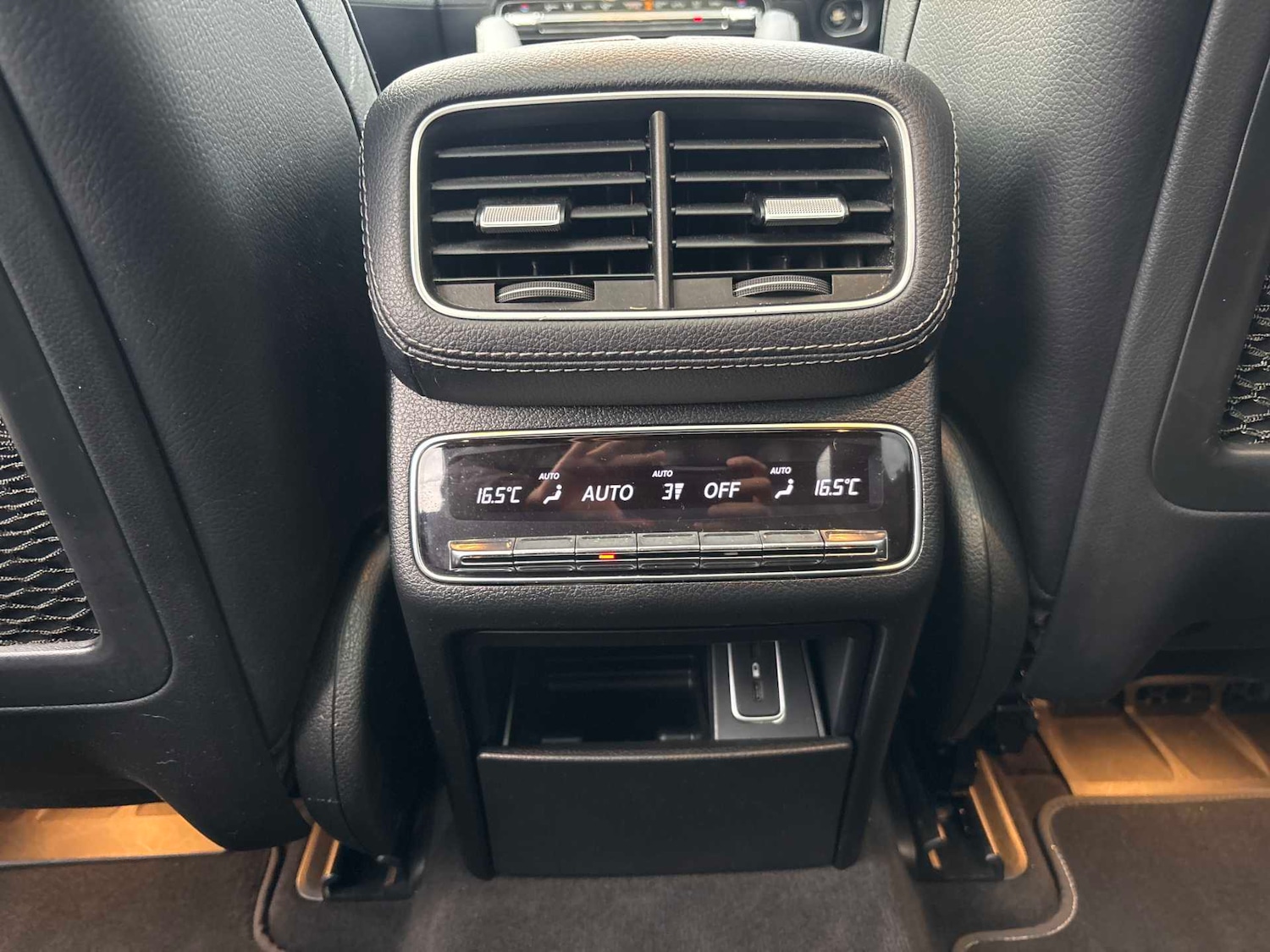 Used Mercedes-Benz GLE 2019 for sale - 77373678: Photo 23