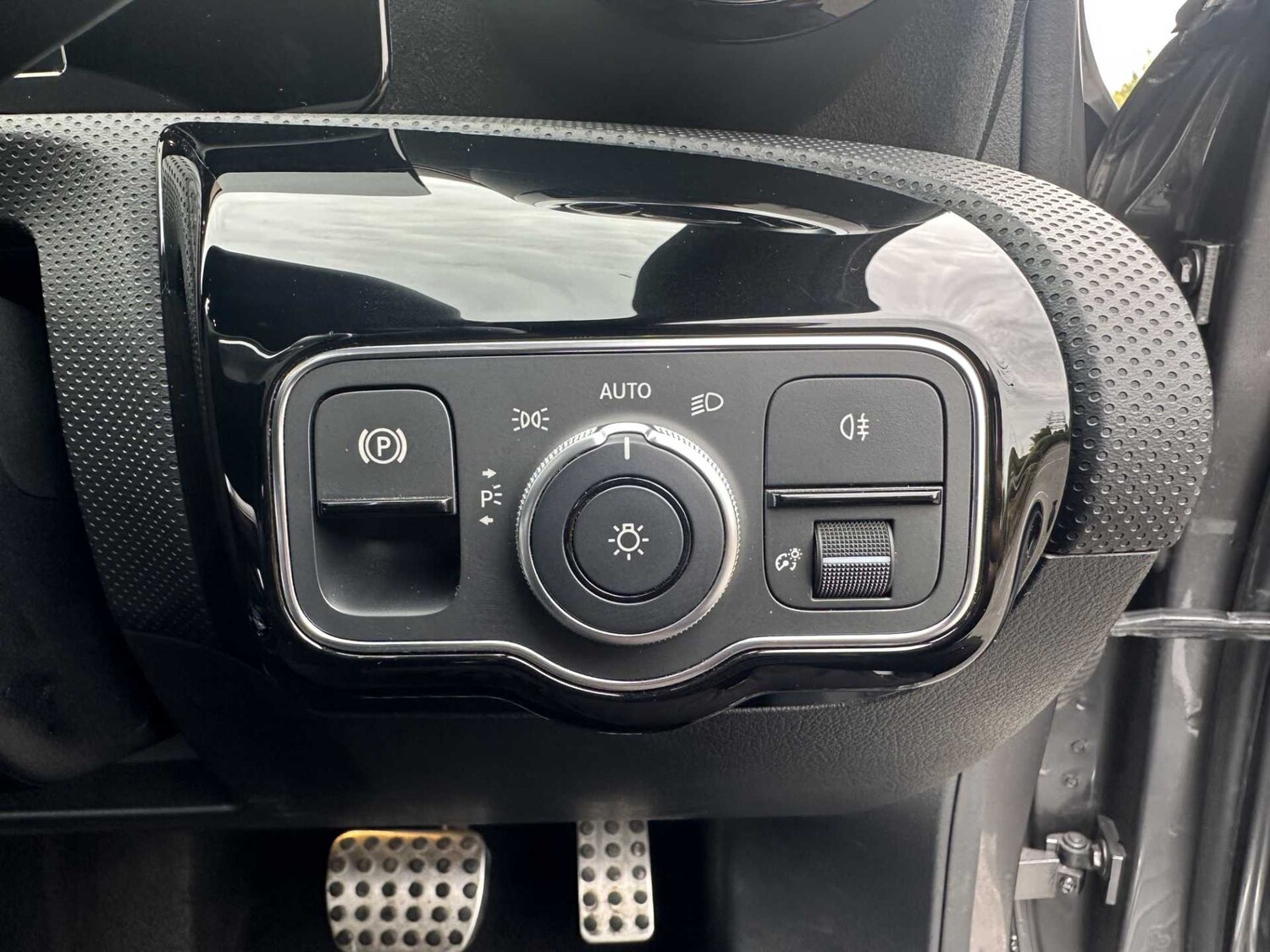 Used Mercedes-Benz A-Class 2019 for sale - 75818119: Photo 24