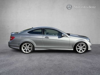 Used Mercedes-Benz C Class 2014 for sale - 79864241: Photo
